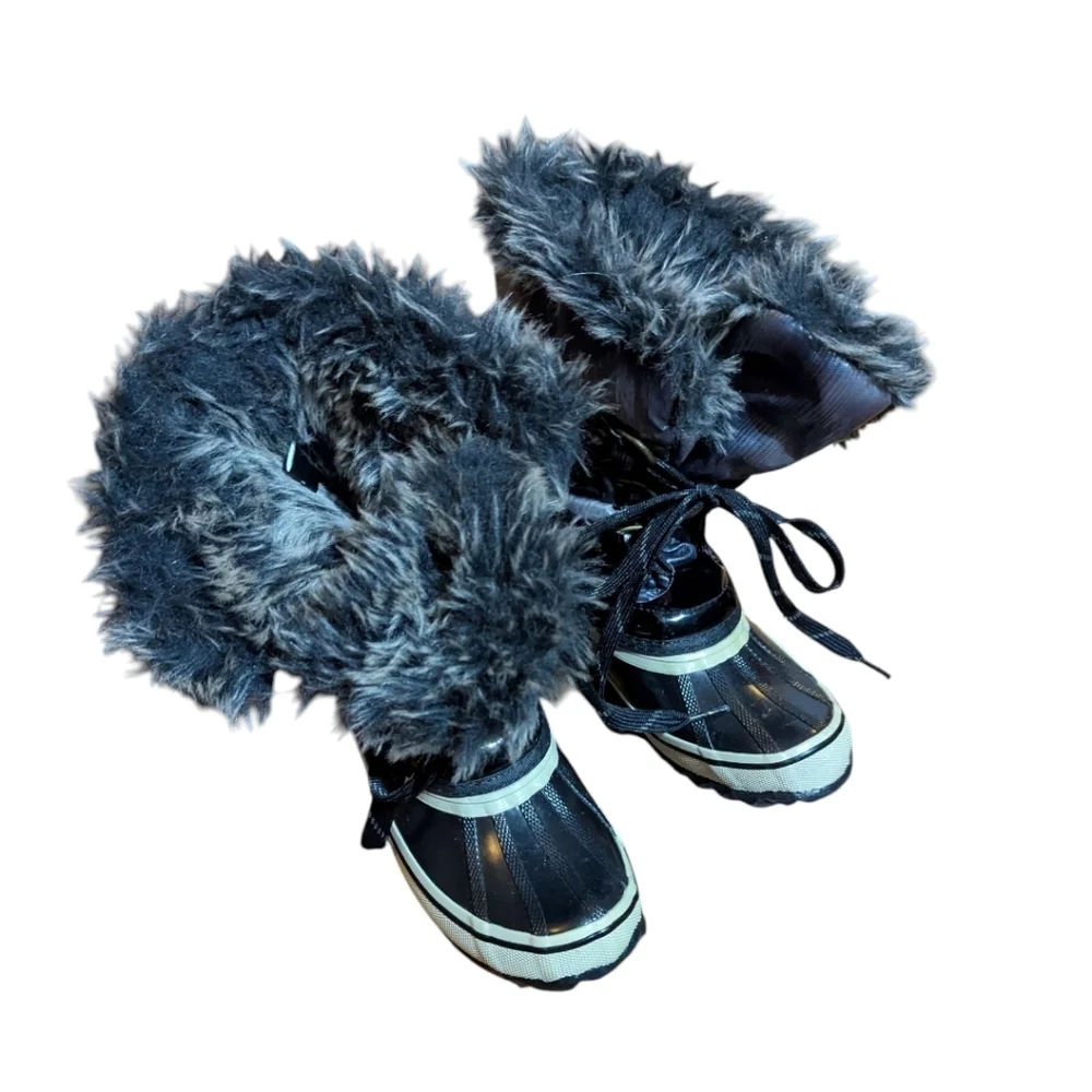 Sporto black Boots Faux Fur Lined Winter Duck Boots Classic Winnie. EUC Sz 6